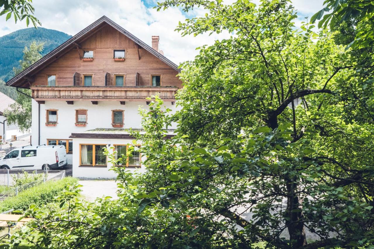 Gasthof Schuetzenwirt シュタイナハ・アム・ブレンナー エクステリア 写真